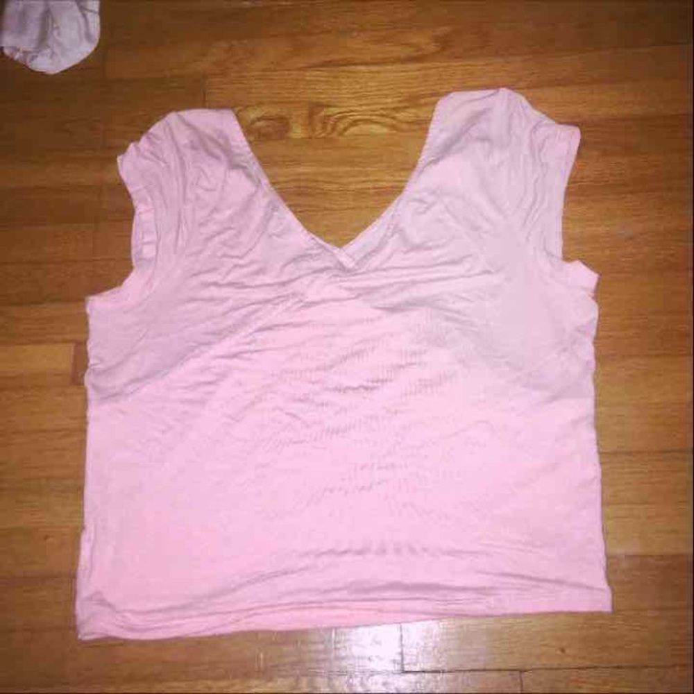 pink crop top