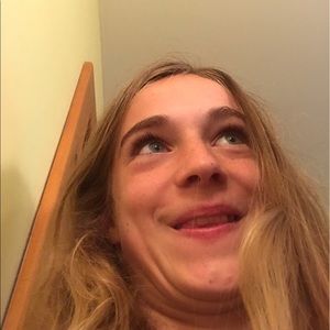 Meet your Posher, Kaitlyn