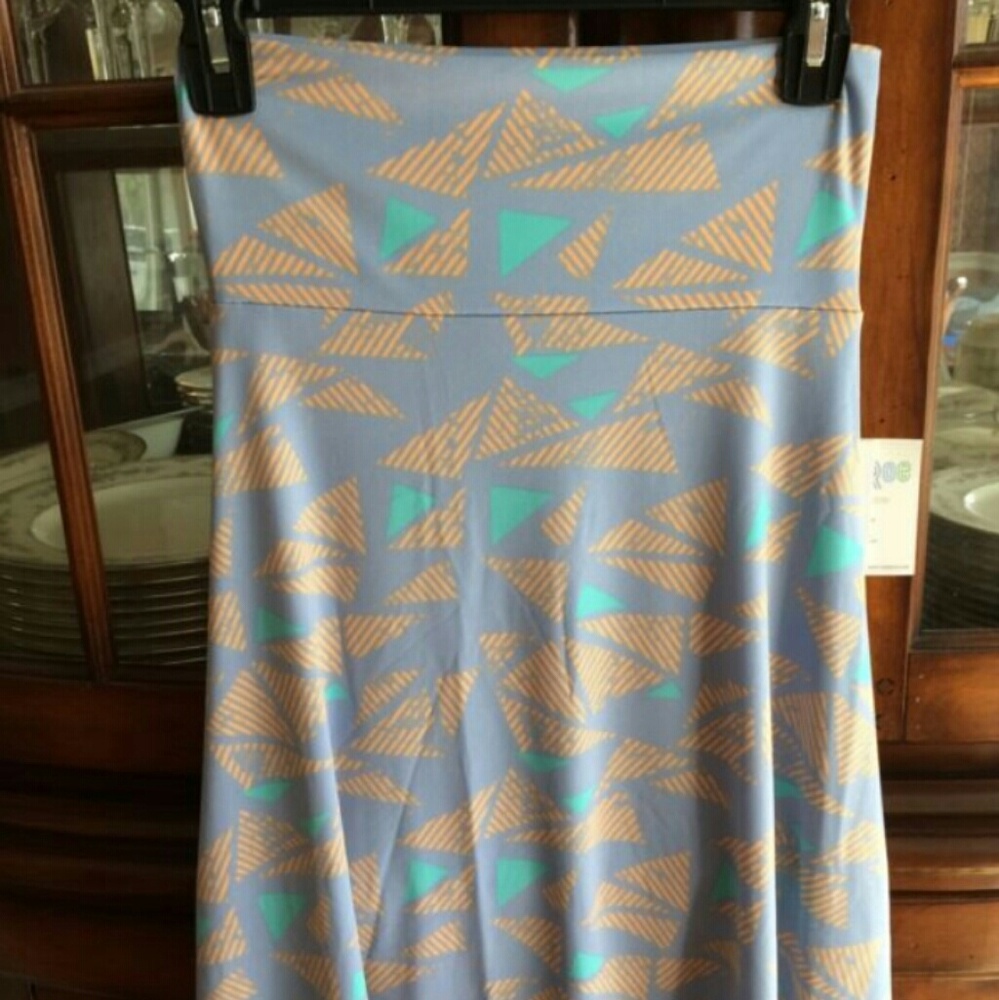 Lularoe azure skirt