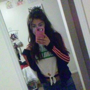 Meet your Posher, Alexia