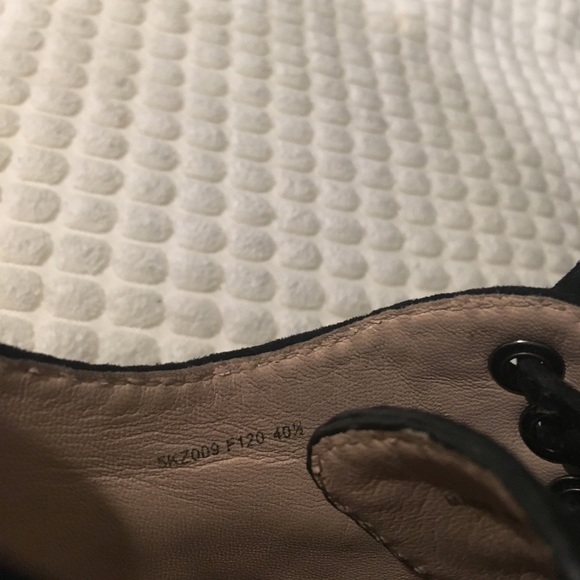 Black authentic miu miu wedges - Picture 3 of 4