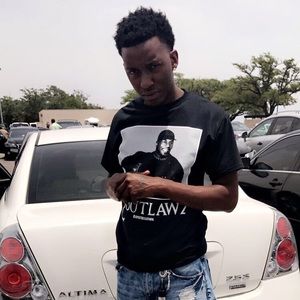 Meet your Posher, Wade