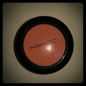 MAC Cosmetics Sheertone Blush In "Peaches"