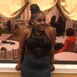 Meet your Posher, Veronica