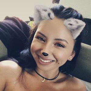 Meet your Posher, Elsa