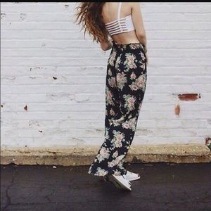 Brandy Melville Alexah Pants