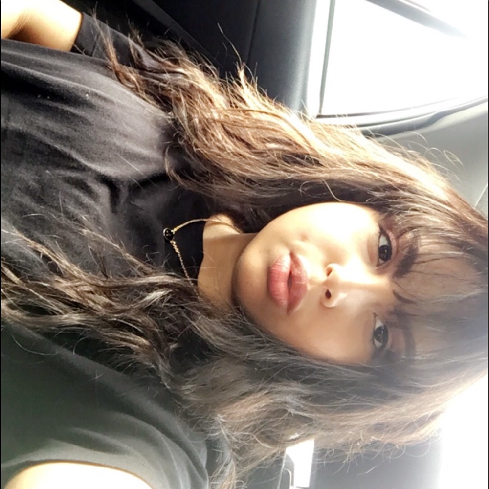 Meet your Posher, Angrlica