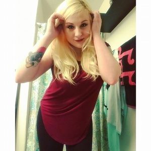 Meet your Posher, Arielle