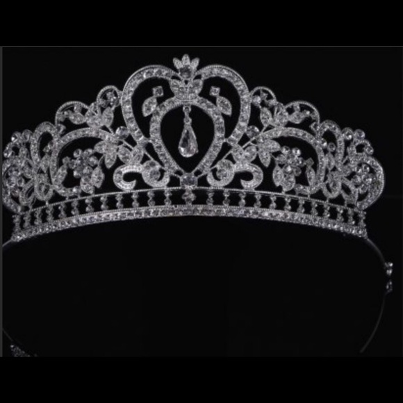?Princess Bride Crown Tiara