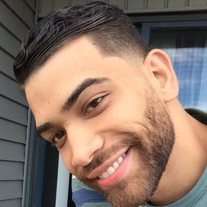 Meet your Posher, Carlos