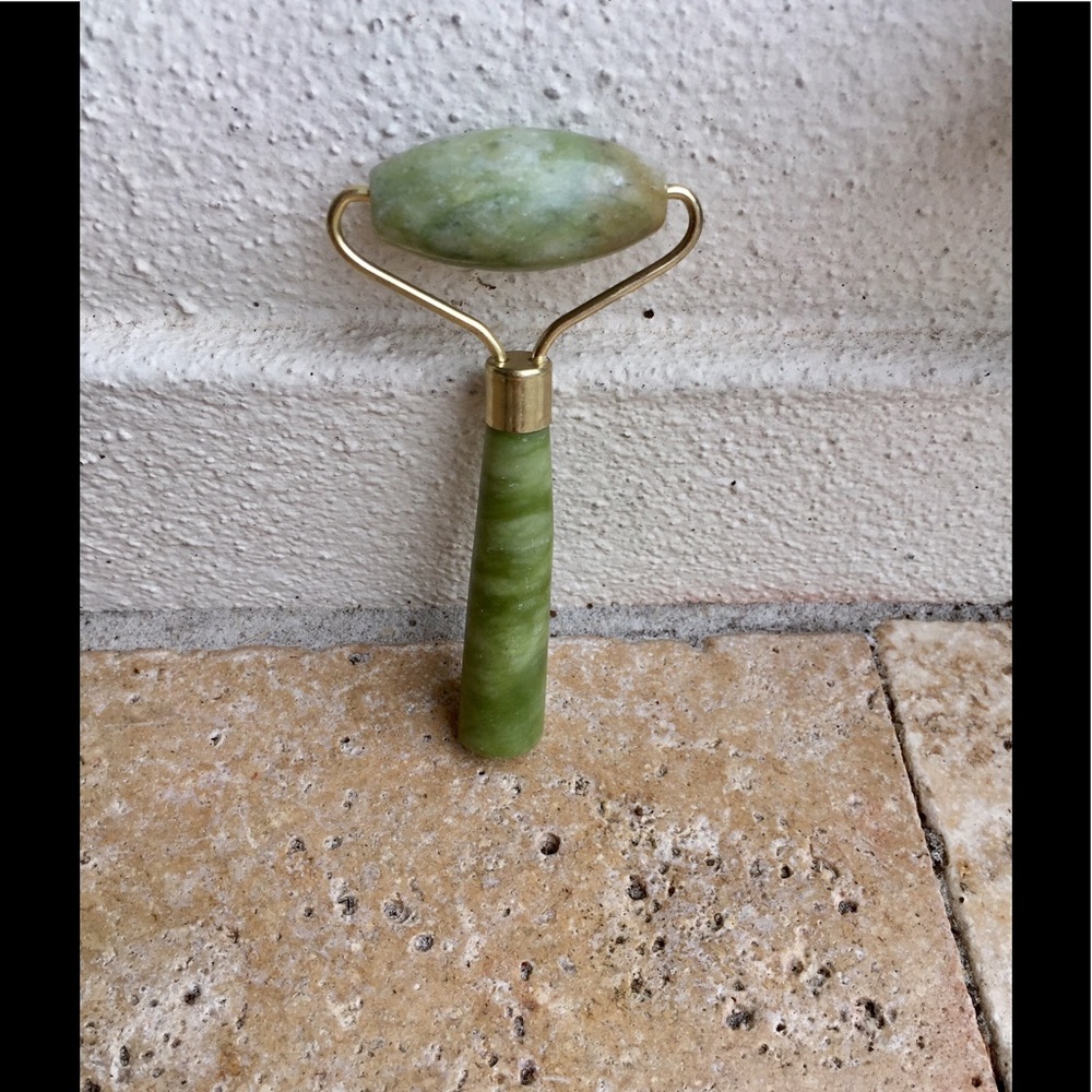 Anti Aging Jade Gemstone Facial Roller