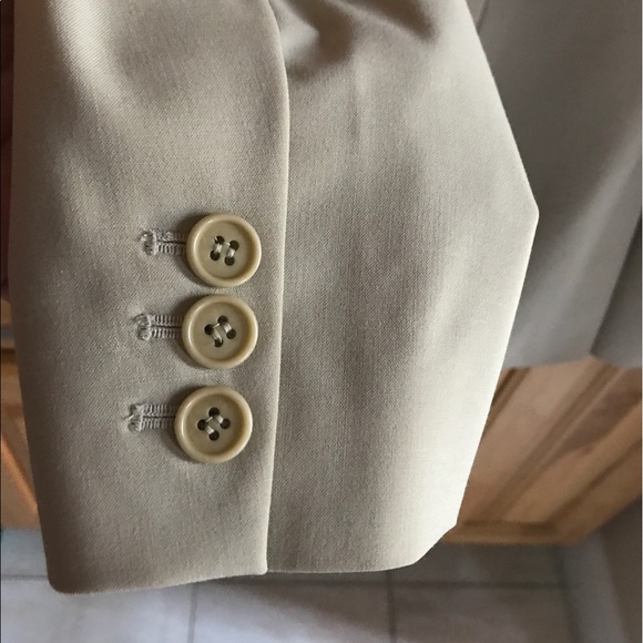 Theory Blazer tailored Petite tan new never worn - Picture 5 of 5