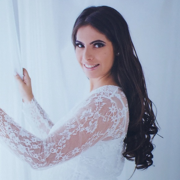 Meet your Posher, Azalia - Picture 4 of 5