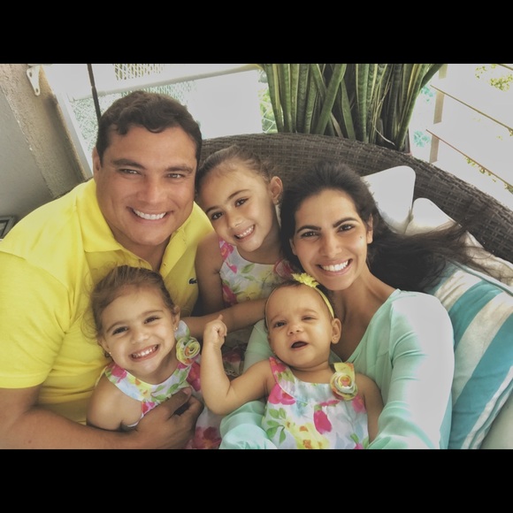 Meet your Posher, Azalia - Picture 5 of 5