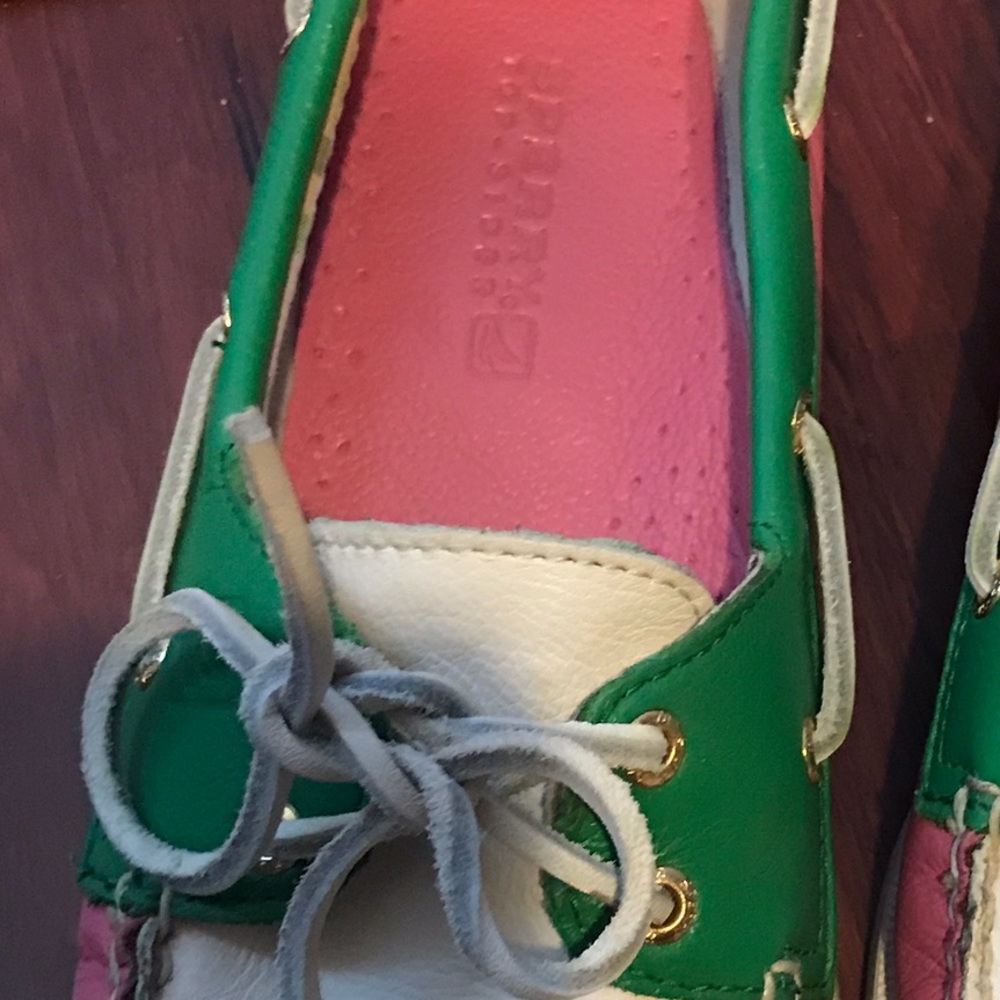 Ladies shoes