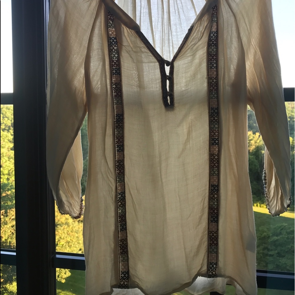Cream blouse with cute hippie design