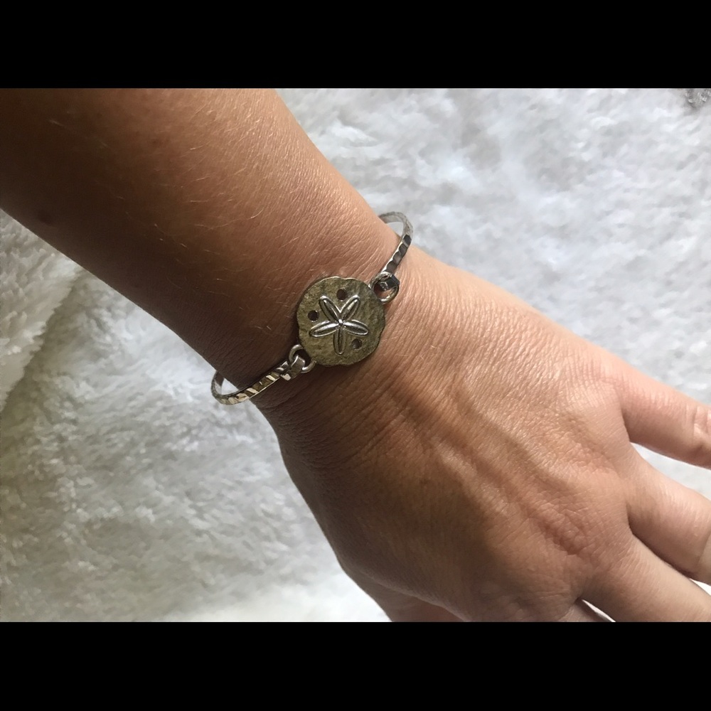 Sand dollar bracelets - Picture 2 of 8