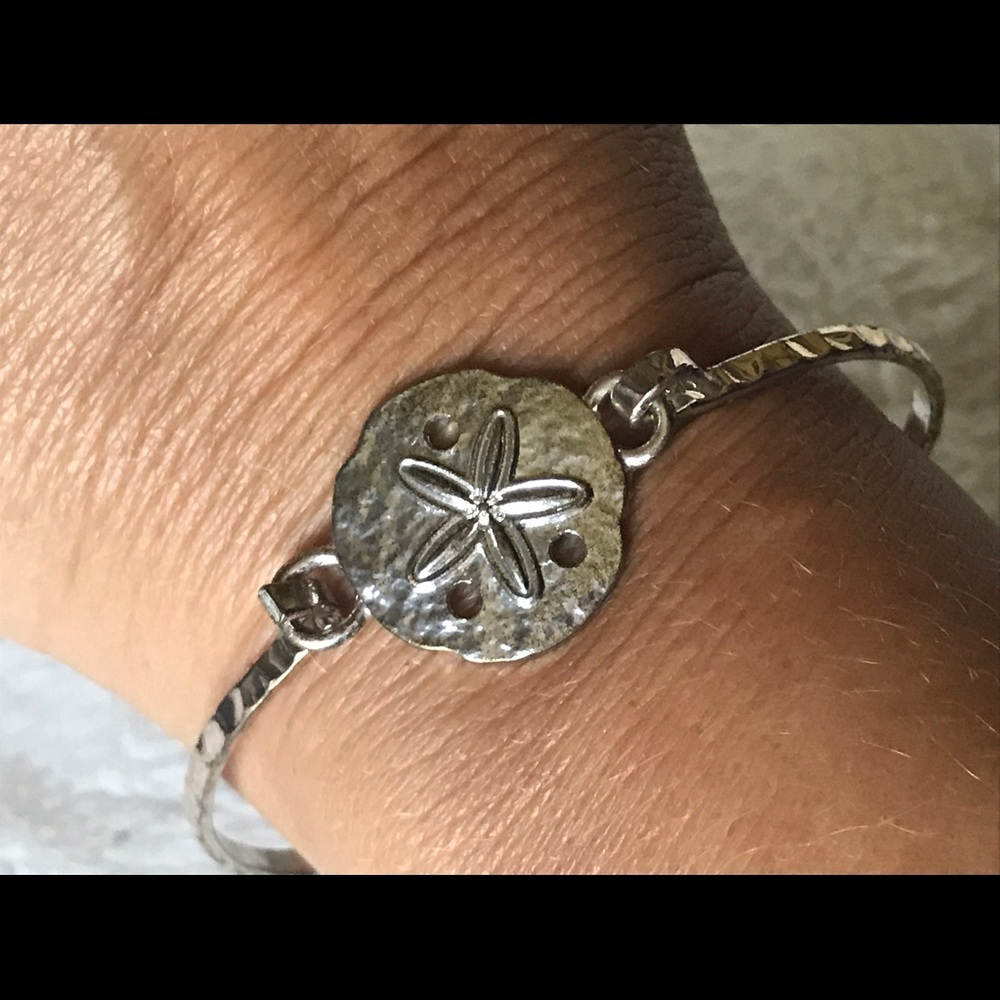 Sand dollar bracelets - Picture 3 of 8