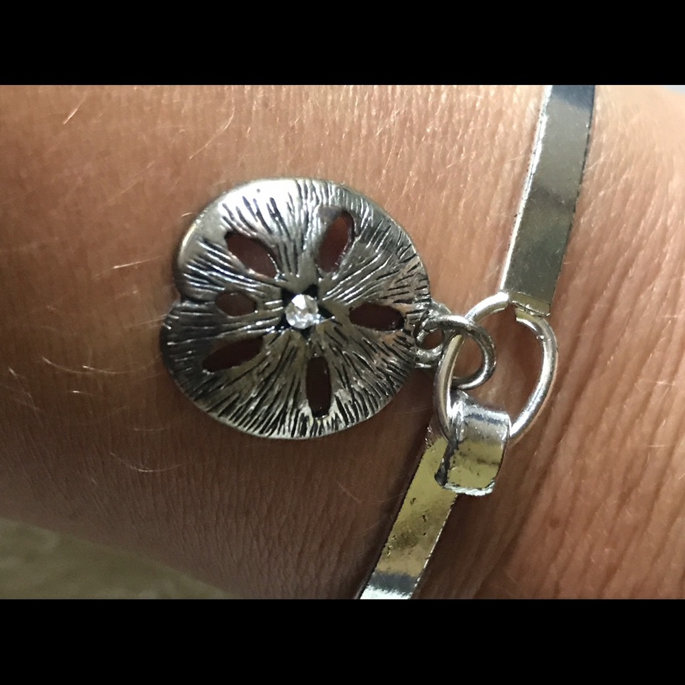 Sand dollar bracelets - Picture 6 of 8