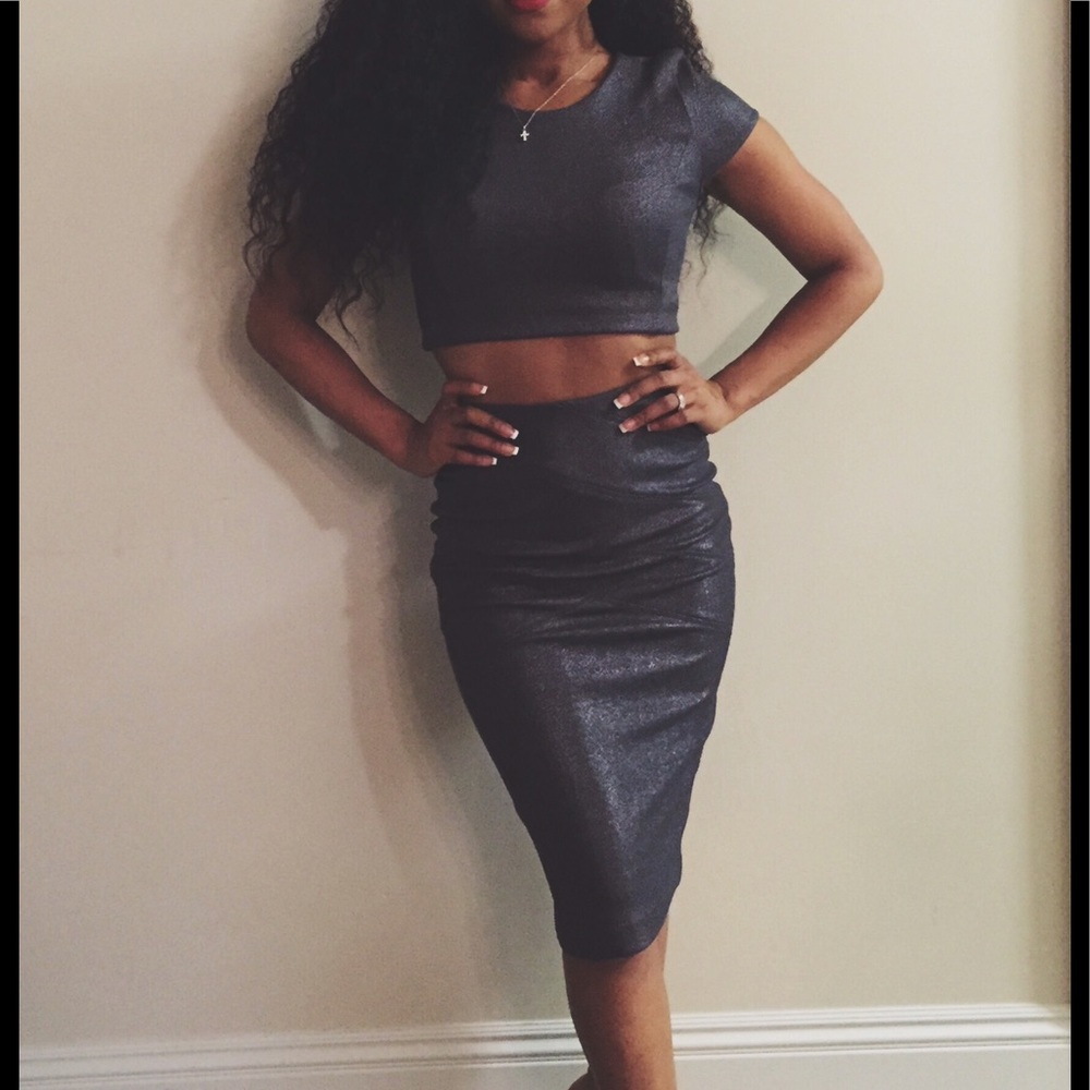 Women's Express 2-pc Crop top/skirt set