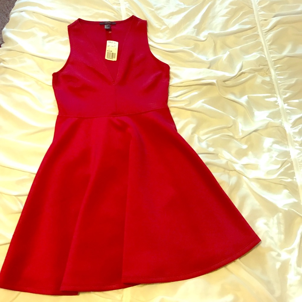 Red Forever21 plunging neckline Dress, NWT, Sz. L