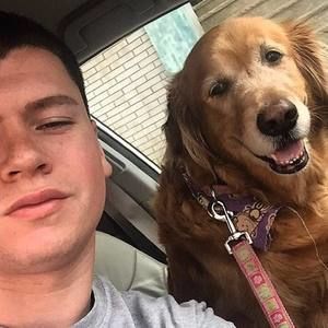 Meet your Posher, Jonathan