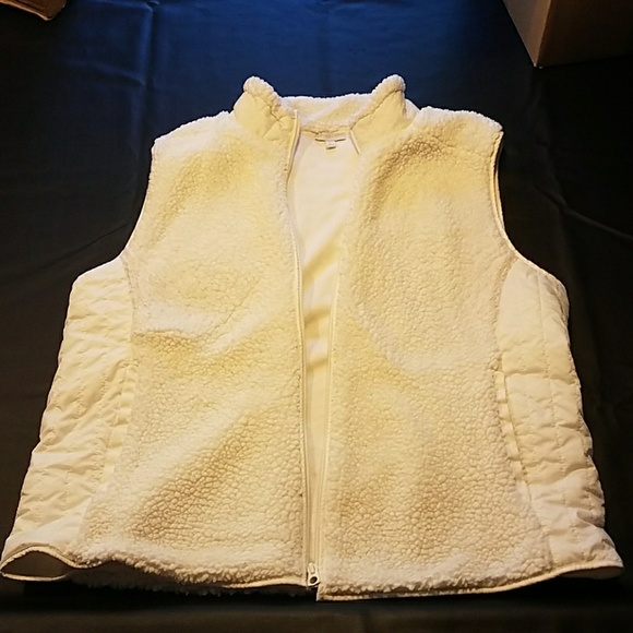 Vest size xl - Picture 1 of 4