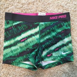 Women's Nike pro fitted spandex.