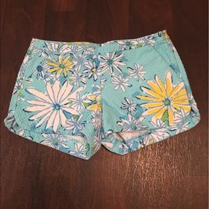 Size 4 Lilly Pulitzer adie shorts!!
