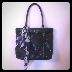 Nine West snake tote
