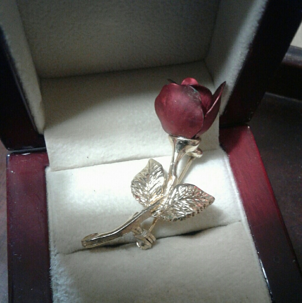 Brooch