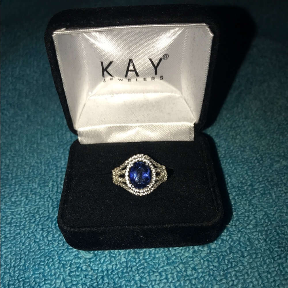 Sapphire ring