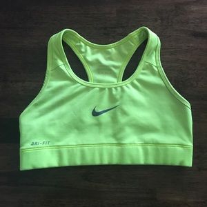 Nike DRI-FIT xs
