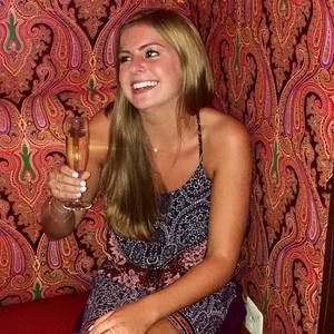 Meet your Posher, Dani