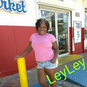 Meet your Posher, Ashely