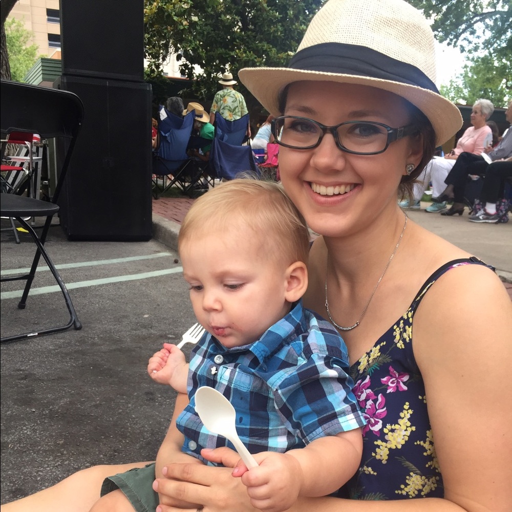 Meet your Posher, Alexandra