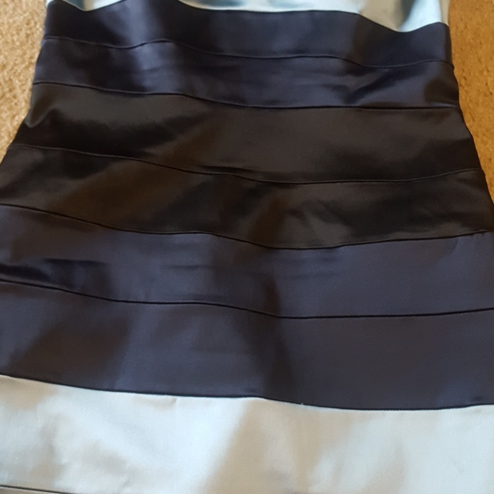 YES EVENT DRESS - Picture 2 of 4