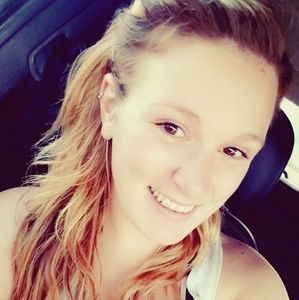 Meet your Posher, Apryle