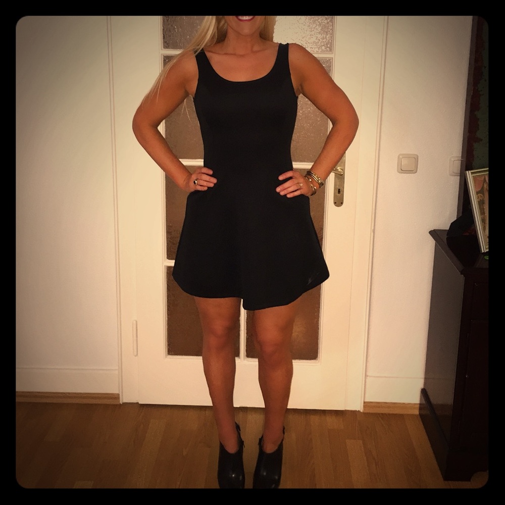 NWT Forever 21 Black Dress