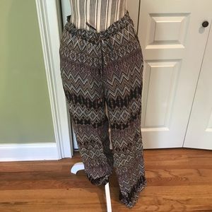 Jennifer Lopez Long Flowy Pants