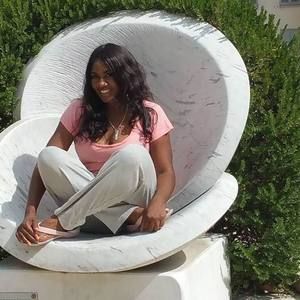 Meet your Posher, Debbie lovelife