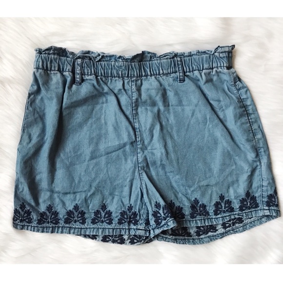 Francesca's Collections Pants - Francescas Embroidered Denim Shorts