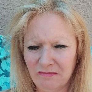 Meet your Posher, Debra