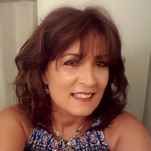 Meet your Posher, Cheryl