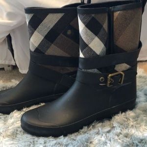 Burberry Holloway Rain boots