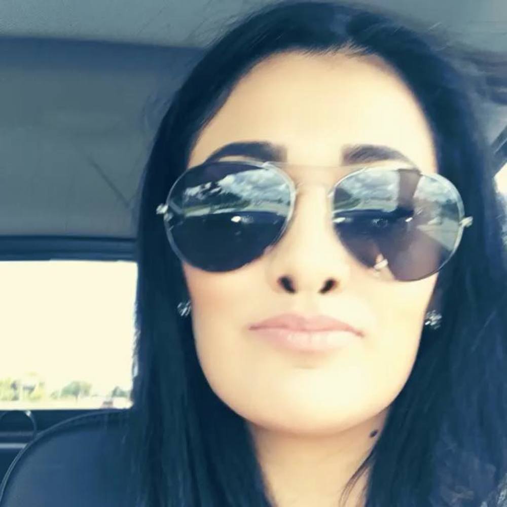 Meet your Posher, Reyna