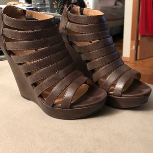 Chinese laundry wedge heel