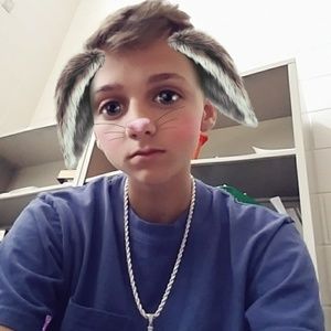 Meet your Posher, Dylan