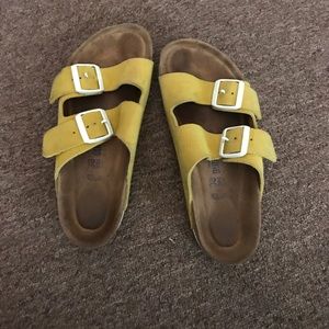 2-strap birkenstocks