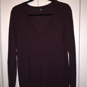 Maroon v neck sweater
